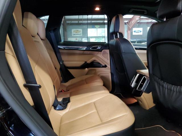 Photo 11 from auction – 2014 PORSCHE CAYENNE with VIN WP1AA2A29ELA09037