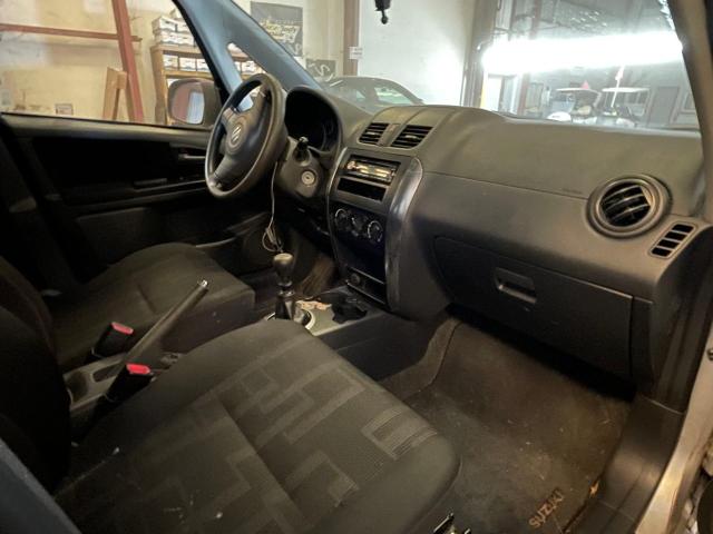 Photo 5 from auction – 2012 SUZUKI SX4 with VIN JS2YB5A38C6304672