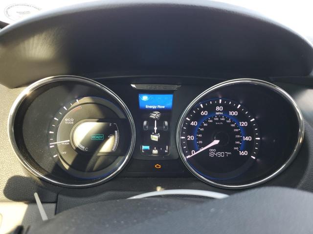 Photo 9 from auction – 2013 HYUNDAI SONATA HYB with VIN KMHEC4A41DA074545