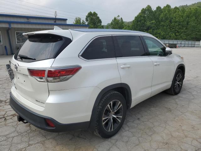 Photo 3 from auction – 2016 TOYOTA HIGHLANDER with VIN 5TDJKRFH4GS236982