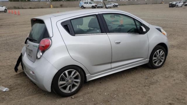 Photo 3 from auction – 2015 CHEVROLET SPARK with VIN KL8CL6S04FC740736
