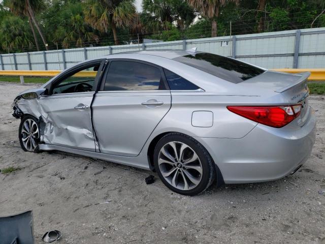Photo 2 from auction – 2013 HYUNDAI SONATA SE with VIN 5NPEC4AB1DH579044