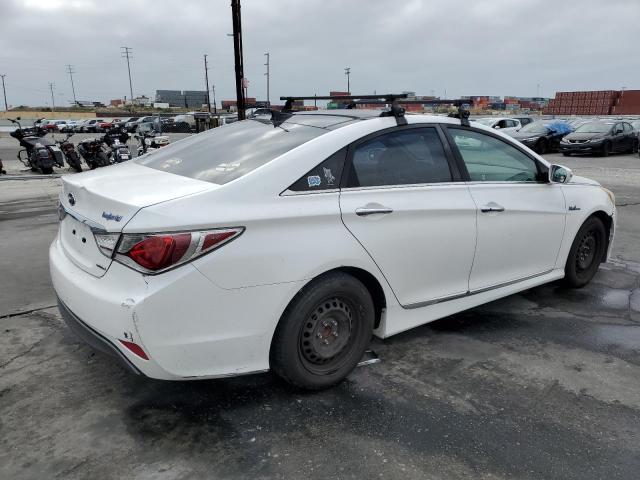 Photo 3 from auction – 2013 HYUNDAI SONATA HYB with VIN KMHEC4A47DA075473