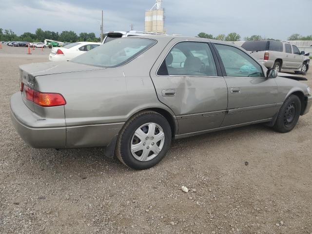 Photo 3 from auction – 2000 TOYOTA CAMRY AUTO with VIN 4T1BG22K7YU706767