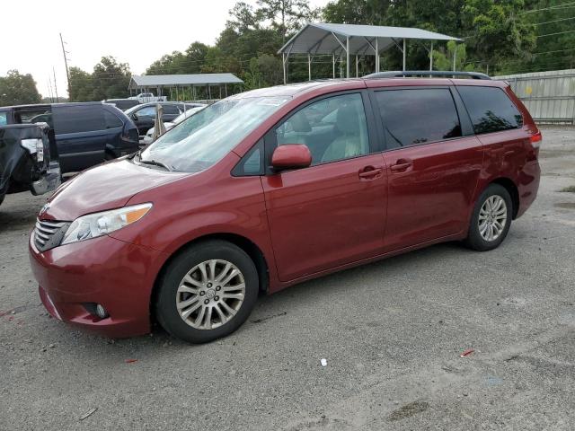 TOYOTA SIENNA XLE 2011 with VIN 5TDYK3DC4BS043999 - Photo from auction