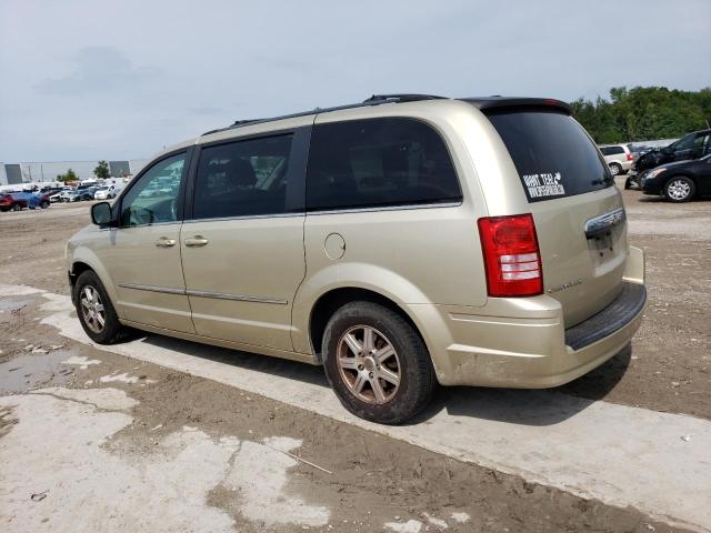 Photo 2 from auction – 2010 CHRYSLER TOWN & COU with VIN 2A4RR5D10AR233889