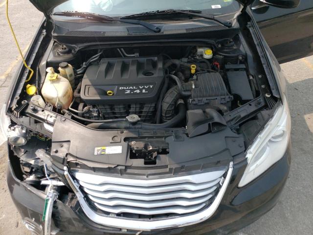 Photo 11 from auction – 2013 CHRYSLER 200 LX with VIN 1C3CCBAB7DN735684