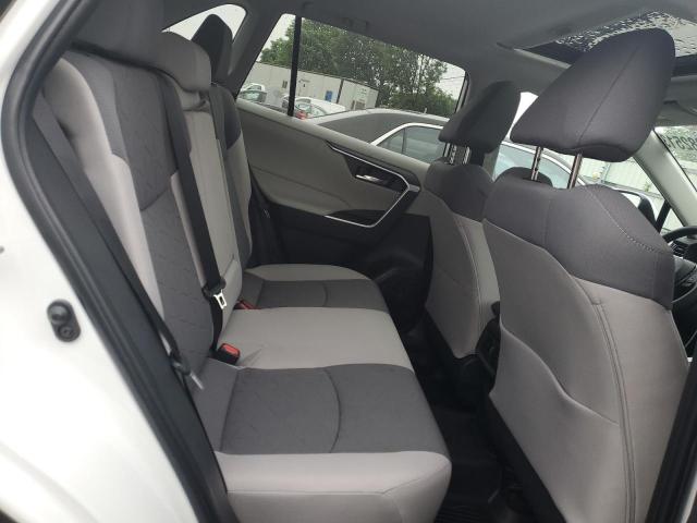Photo 10 from auction – 2022 TOYOTA RAV4 XLE with VIN 2T3P1RFV4NW320170