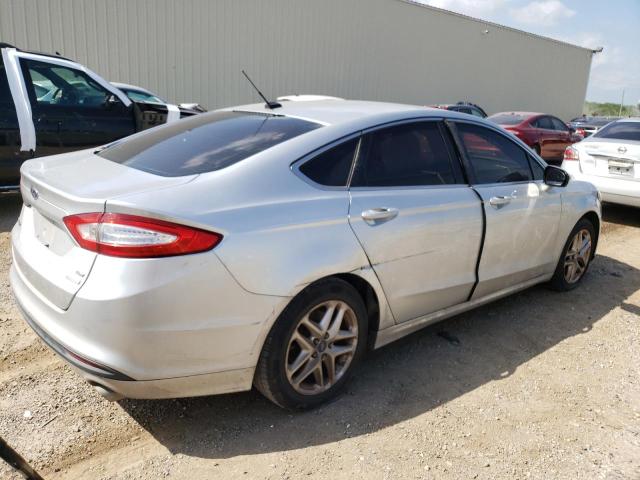 Photo 3 from auction – 2013 FORD FUSION SE with VIN 3FA6P0HR4DR220763