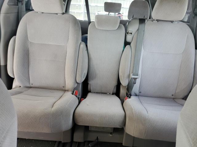 Photo 10 from auction – 2016 TOYOTA SIENNA LE with VIN 5TDKK3DC8GS698373