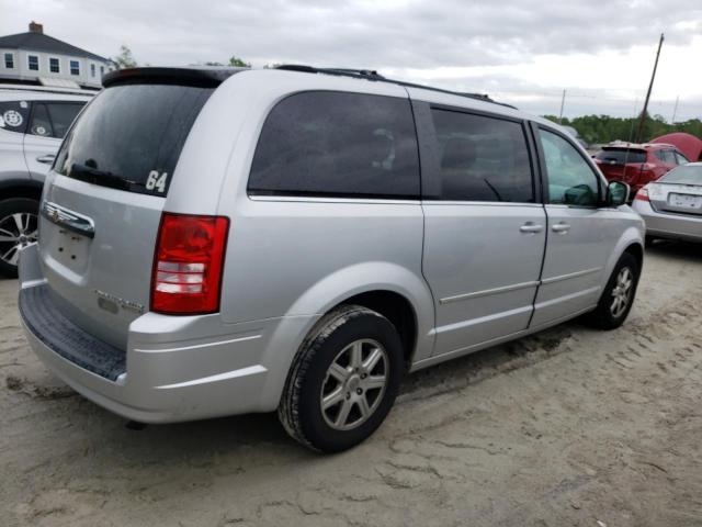Photo 3 from auction – 2010 CHRYSLER TOWN & COU with VIN 2A4RR5D19AR235270