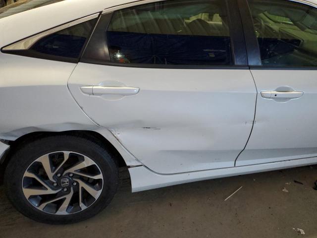 Photo 10 from auction – 2017 HONDA CIVIC EX with VIN 19XFC2F70HE060266