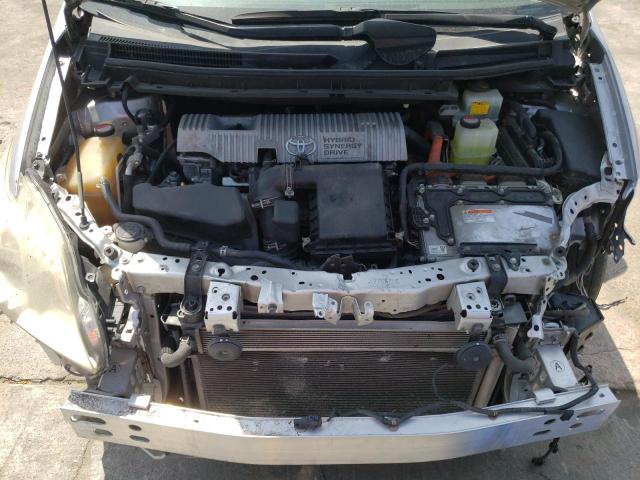 Photo 11 from auction – 2015 TOYOTA PRIUS with VIN JTDKN3DU6F1985030