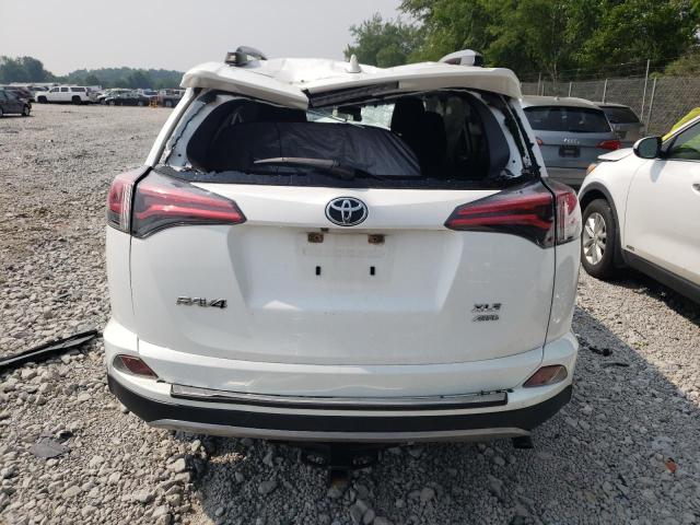 Photo 6 from auction – 2017 TOYOTA RAV4 XLE with VIN JTMRFREV7HJ165807