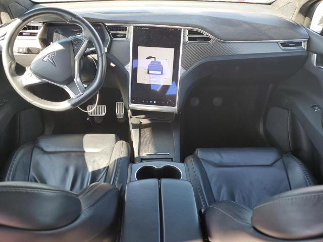 Photo 8 from auction – 2017 TESLA MODEL X with VIN 5YJXCDE47HF051680