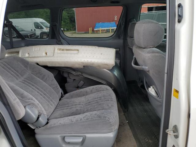 Photo 11 from auction – 2002 TOYOTA SIENNA LE with VIN 4T3ZF13CX2U475090