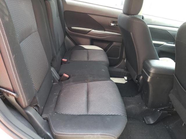 Photo 11 from auction – 2016 MITSUBISHI OUTLANDER with VIN JA4AD3A32GZ015540