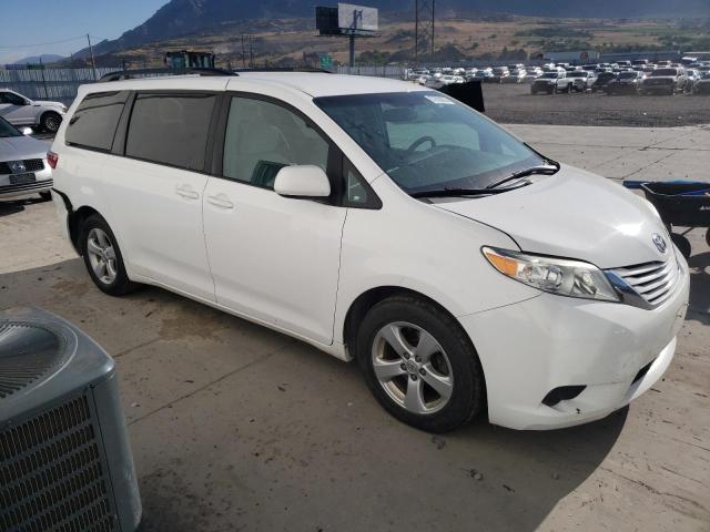 Photo 4 from auction – 2015 TOYOTA SIENNA LE with VIN 5TDKK3DC0FS680836