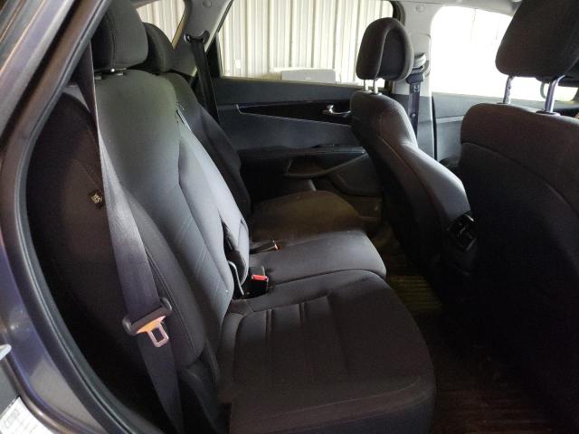 Photo 11 from auction – 2016 KIA SORENTO LX with VIN 5XYPGDA54GG009803