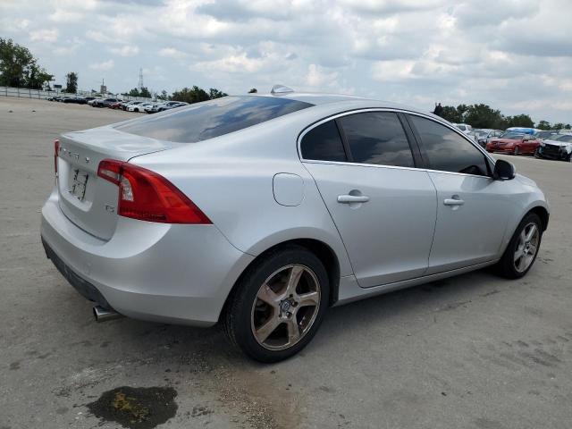 Photo 3 from auction – 2012 VOLVO S60 T5 with VIN YV1622FS3C2090725