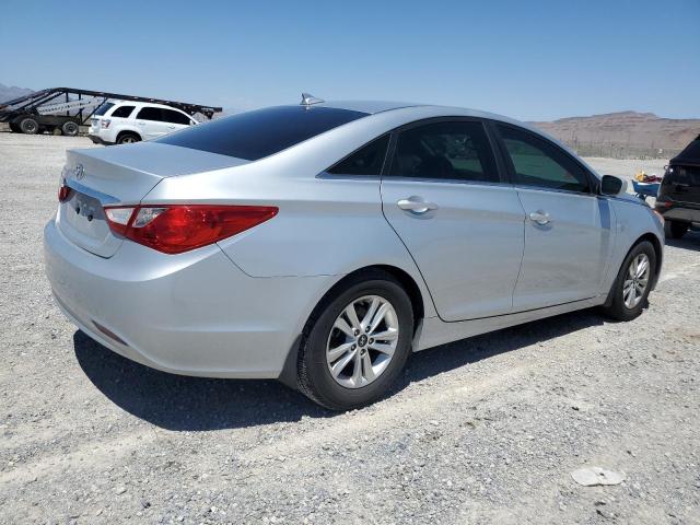 Photo 3 from auction – 2013 HYUNDAI SONATA GLS with VIN 5NPEB4AC4DH758349