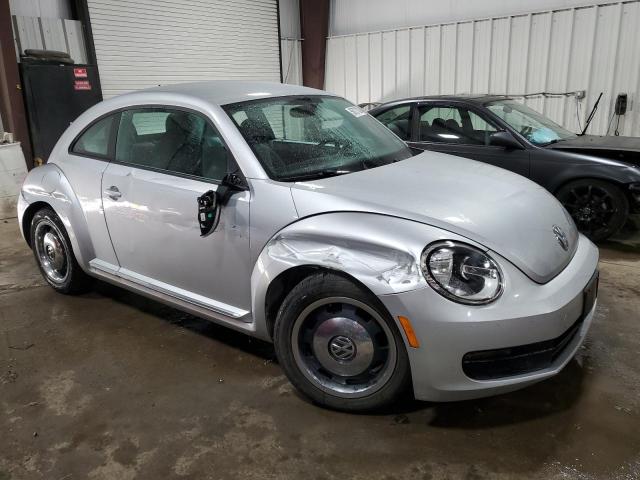Photo 4 from auction – 2012 VOLKSWAGEN BEETLE with VIN 3VWHP7AT5CM632507