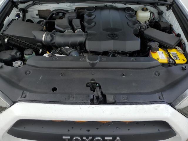 Photo 12 from auction – 2020 TOYOTA 4RUNNER SR with VIN JTEBU5JR1L5766507