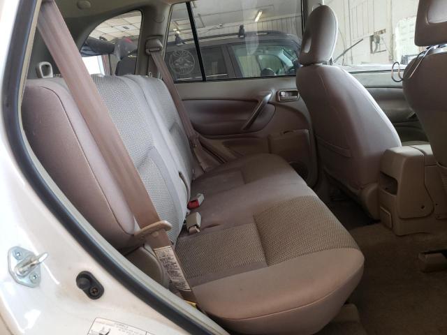 Photo 11 from auction – 2004 TOYOTA RAV4 with VIN JTEGD20V440035314