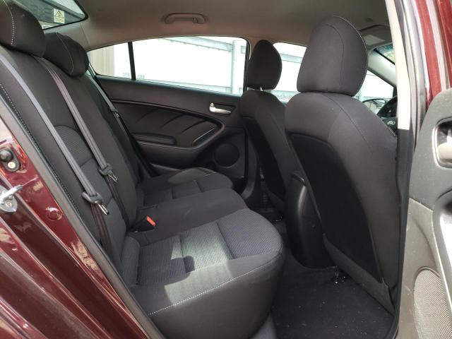 Photo 10 from auction – 2017 KIA FORTE LX with VIN 3KPFK4A7XHE053038