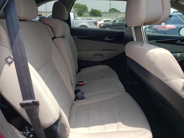 Photo 10 from auction – 2016 KIA SORENTO LX with VIN 5XYPG4A59GG085341