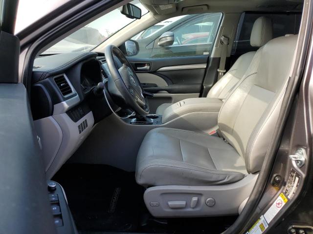 Photo 7 from auction – 2014 TOYOTA HIGHLANDER with VIN 5TDJKRFHXES044415