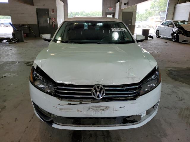 Photo 5 from auction – 2013 VOLKSWAGEN PASSAT S with VIN 1VWAP7A32DC066214
