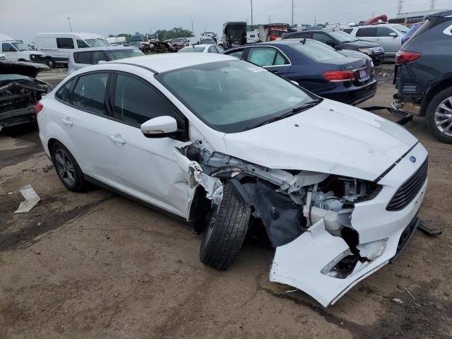 Photo 4 from auction – 2017 FORD FOCUS SE with VIN 1FADP3FE4HL228777
