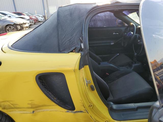 Photo 10 from auction – 2000 TOYOTA MR2 SPYDER with VIN JTDFR3205Y0010159