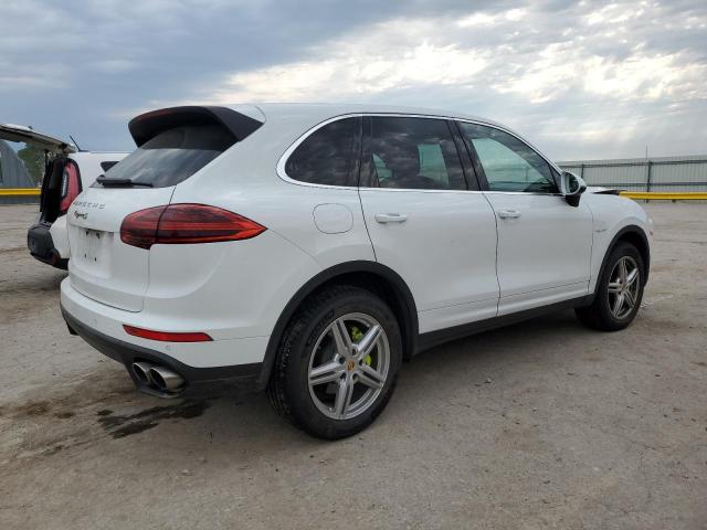 Photo 3 from auction – 2016 PORSCHE CAYENNE SE with VIN WP1AE2A20GLA62118