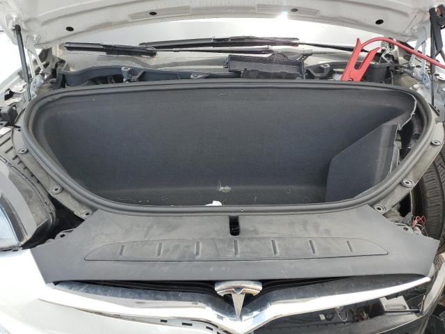 Photo 11 from auction – 2019 TESLA MODEL X with VIN 5YJXCBE28KF192879