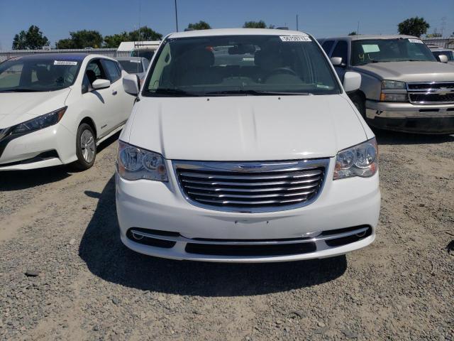 Photo 5 from auction – 2016 CHRYSLER TOWN & COU with VIN 2C4RC1BG2GR121580