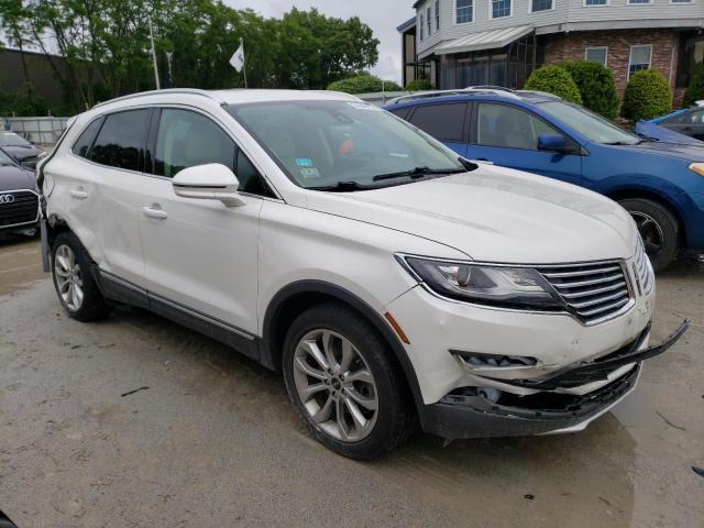 Photo 4 from auction – 2017 LINCOLN MKC SELECT with VIN 5LMTJ2DHXHUL31963