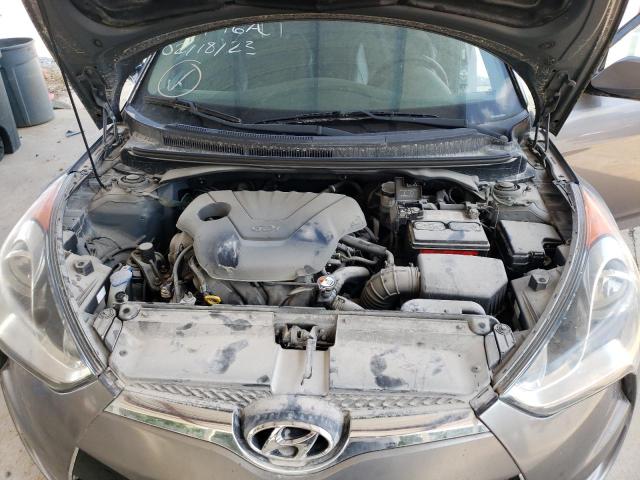 Photo 11 from auction – 2013 HYUNDAI VELOSTER with VIN KMHTC6AD1DU093968