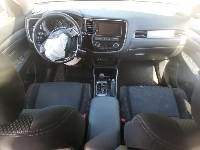 Photo 8 from auction – 2018 MITSUBISHI OUTLANDER with VIN JA4AD3A30JJ003201