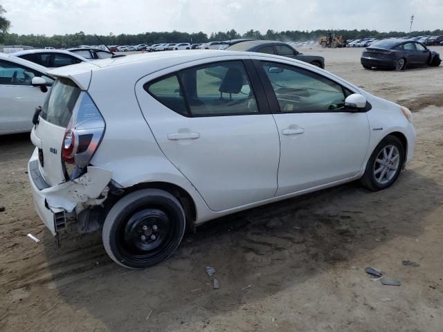 Photo 3 from auction – 2012 TOYOTA PRIUS C with VIN JTDKDTB38C1030836