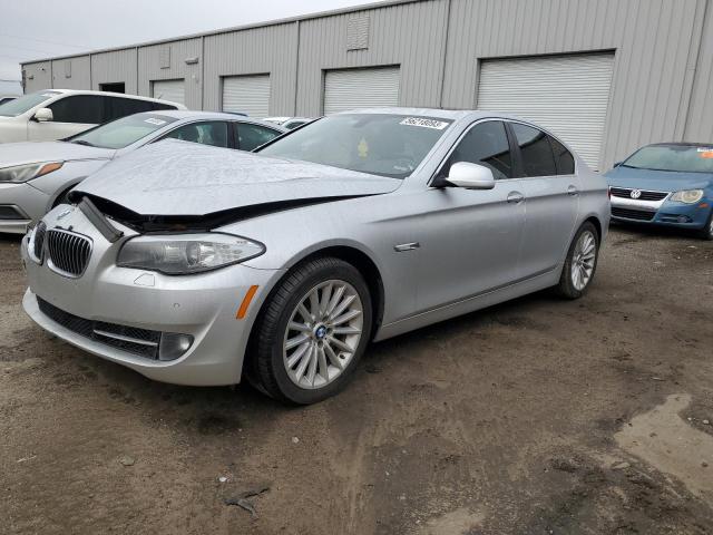 صورة رقم 1 من المزاد - 2013 BMW 535 XI مع VIN WBAFU7C54DDU71465