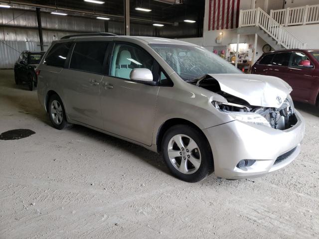Photo 4 from auction – 2016 TOYOTA SIENNA LE with VIN 5TDKK3DC4GS719591