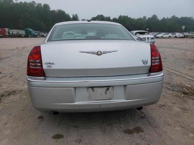 Photo 6 from auction – 2007 CHRYSLER 300C with VIN 2C3KA63H87H897055