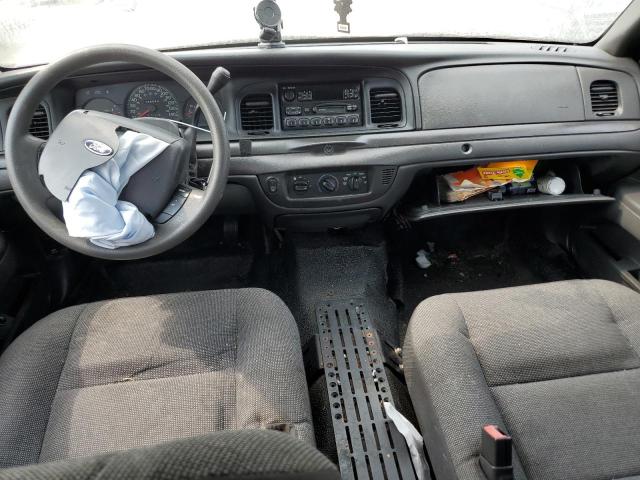 Photo 8 from auction – 2005 FORD CROWN VICT with VIN 2FAFP71W15X137240