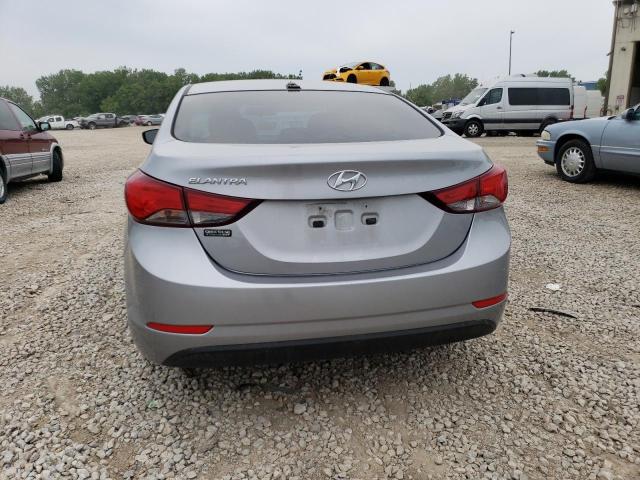 Photo 6 from auction – 2016 HYUNDAI ELANTRA SE with VIN 5NPDH4AE2GH769219