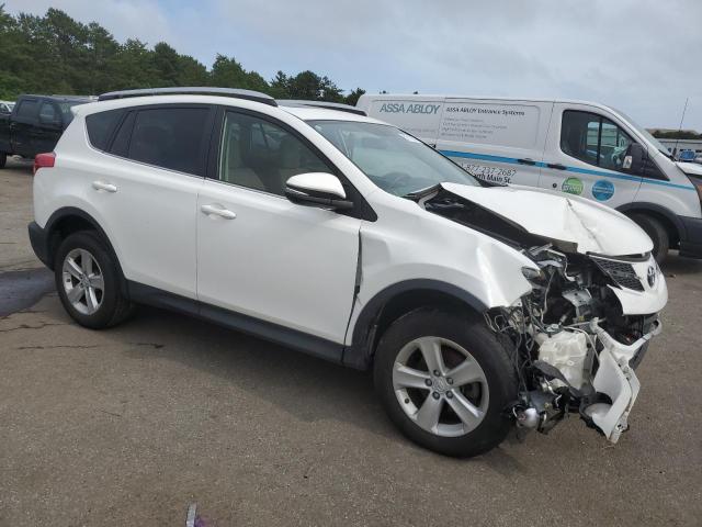 Photo 4 from auction – 2014 TOYOTA RAV4 XLE with VIN JTMRFREVXEJ012530