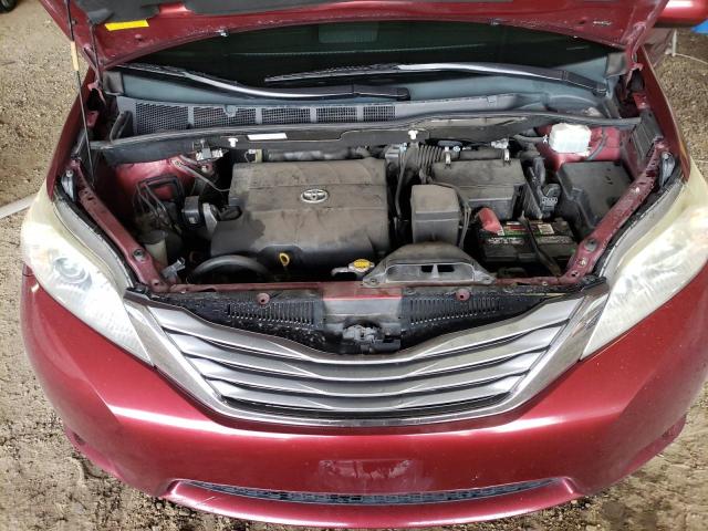 Photo 12 from auction – 2011 TOYOTA SIENNA XLE with VIN 5TDYK3DC0BS095016