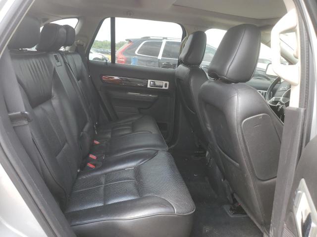 Photo 11 from auction – 2009 LINCOLN MKX with VIN 2LMDU88C99BJ09149