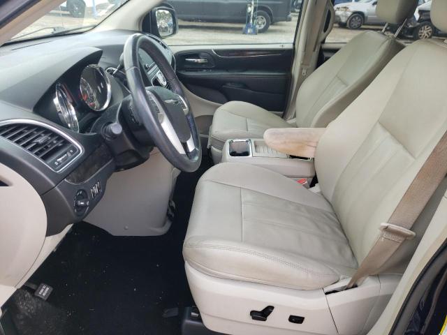 Photo 7 from auction – 2015 CHRYSLER TOWN & COU with VIN 2C4RC1BGXFR676632